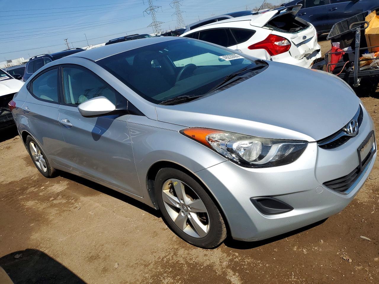 2013 Hyundai Elantra Gls - Фото 4