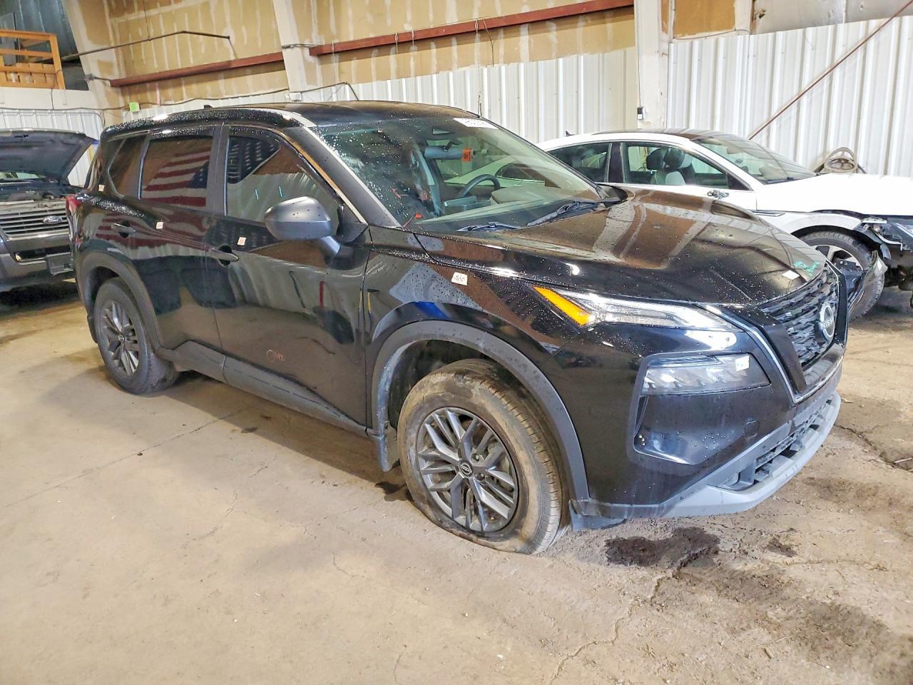 2023 Nissan Rogue S - Image 4