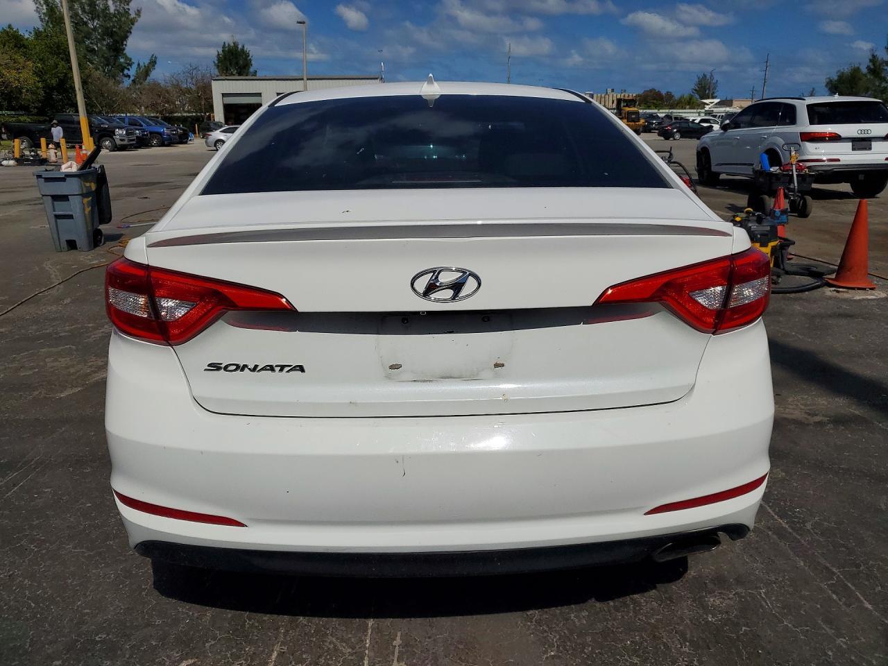 2016 Hyundai Sonata Se - Image 6