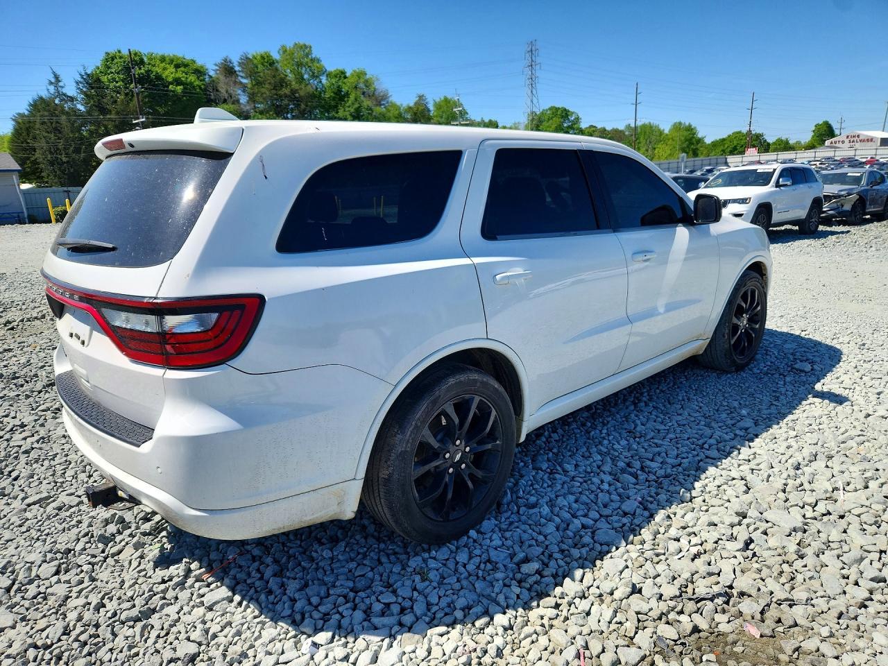 2020 Dodge Durango Sxt - Image 3