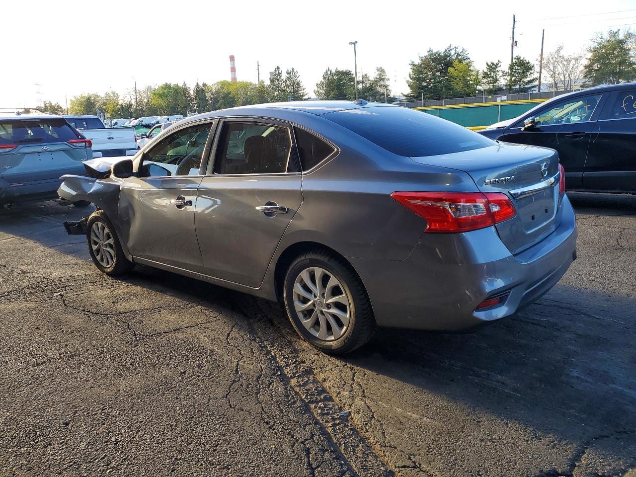 2019 Nissan Sentra Sv - Image 2