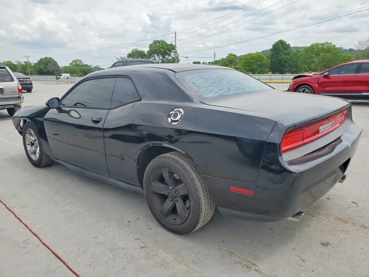 2013 Dodge Challenger Sxt - Фото 2