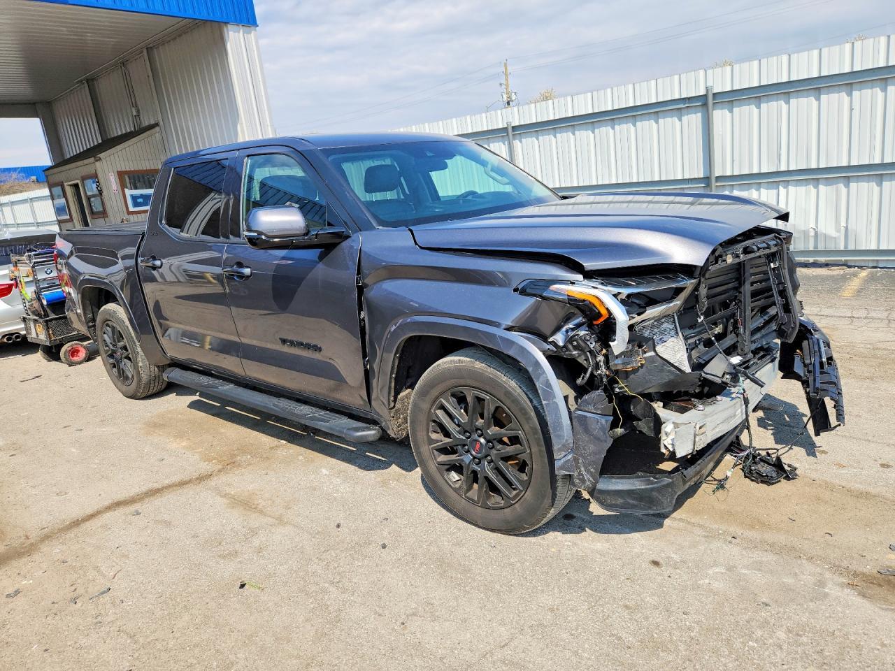 2022 Toyota Tundra Sr5 - Image 4