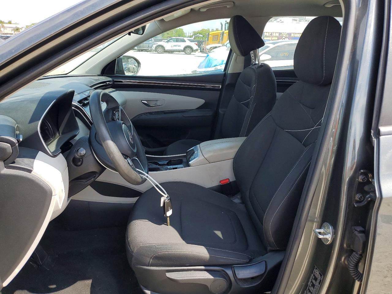 2023 Hyundai Tucson Se - Image 7