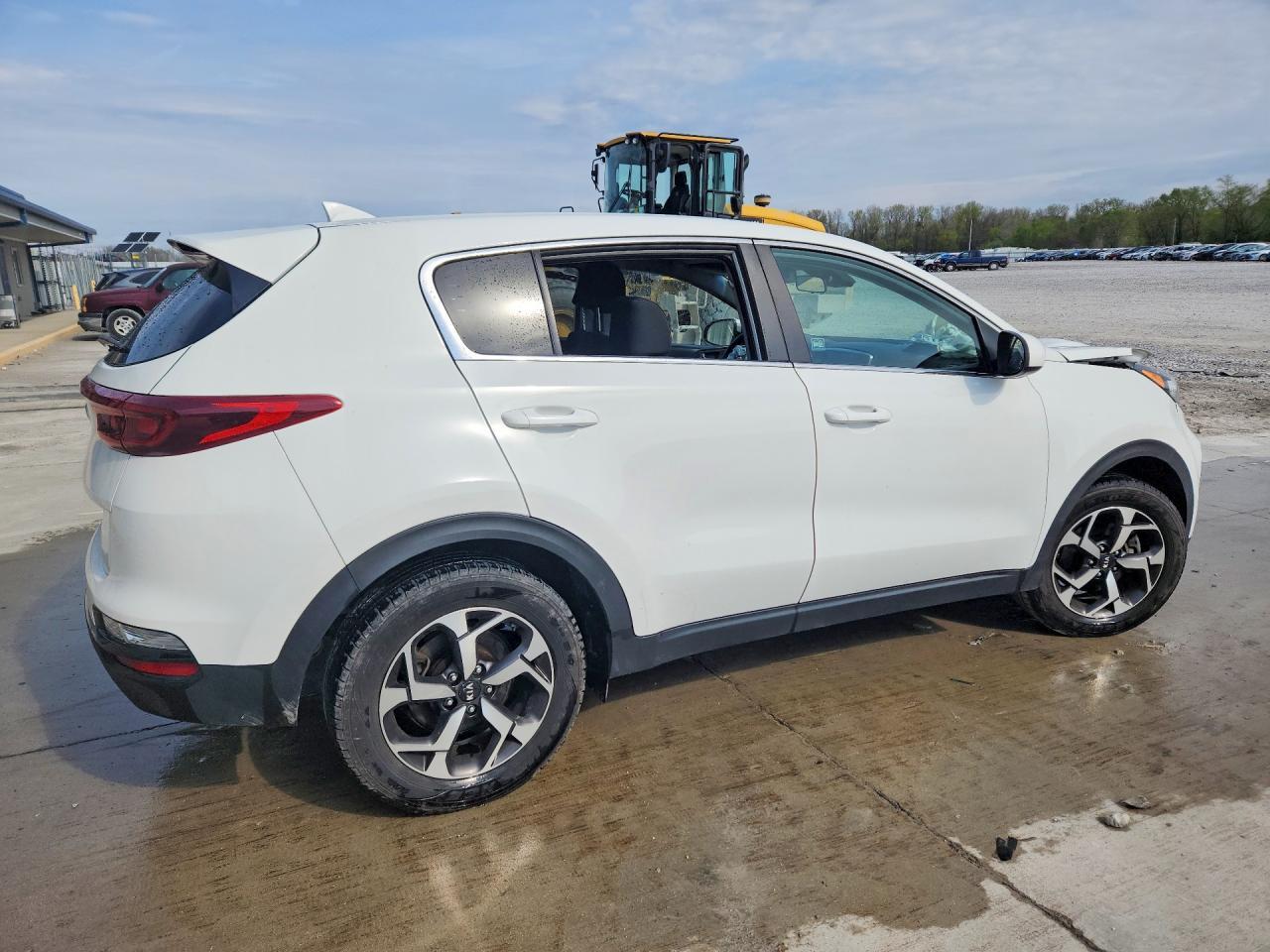 2020 Kia Sportage Lx - Фото 3