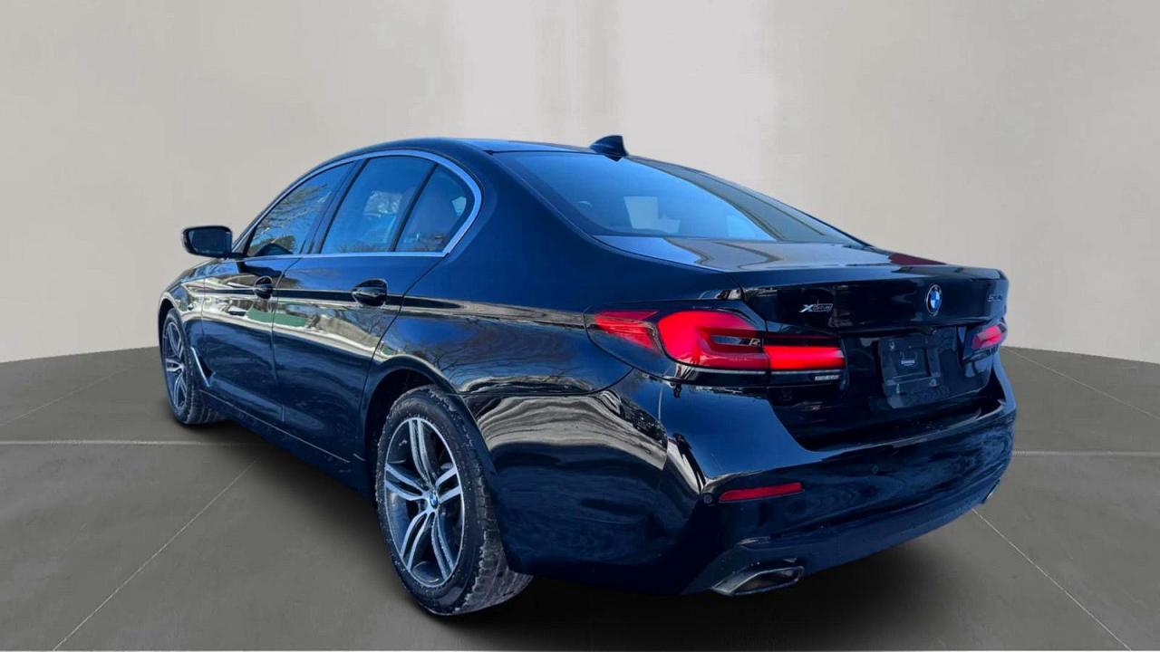 2021 BMW 530 Xi - Фото 3
