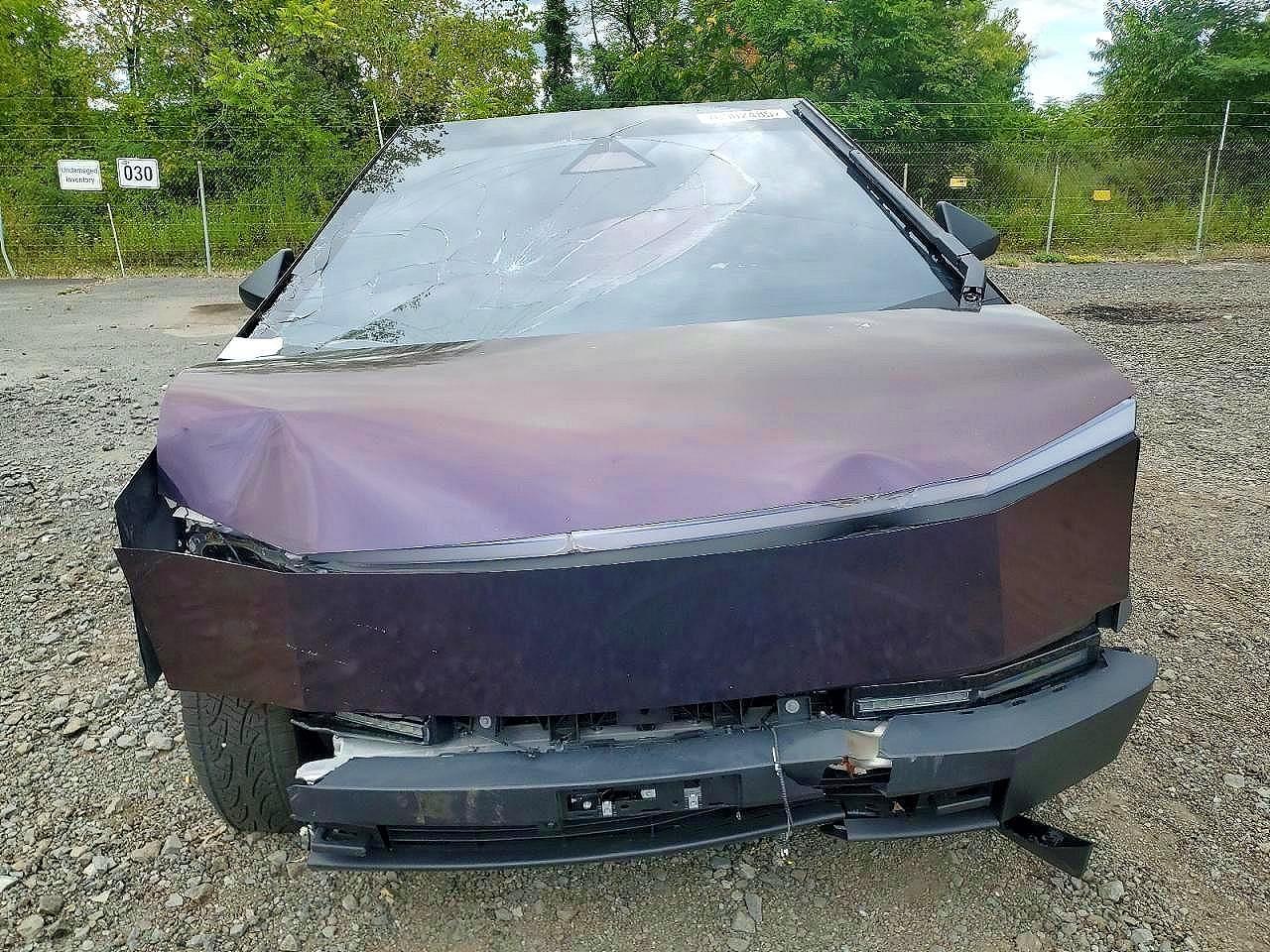 2024 Tesla Cybertruck - Фото 5