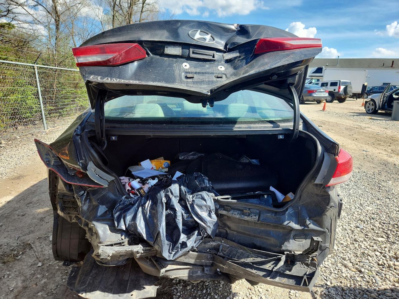 2017 Hyundai Elantra Se - Фото 6