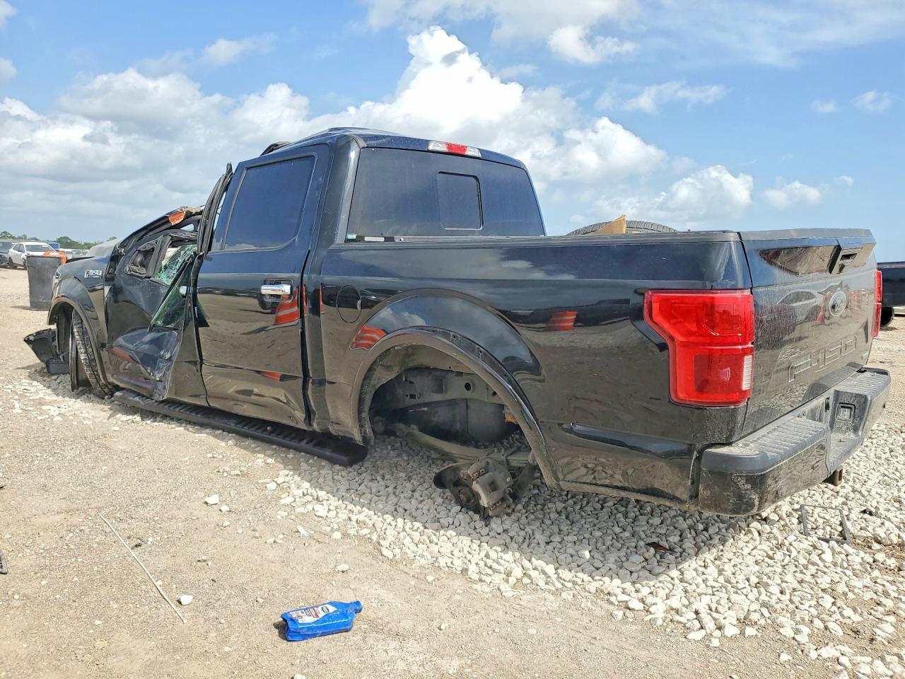 2018 Ford F150 Supercrew - Фото 2