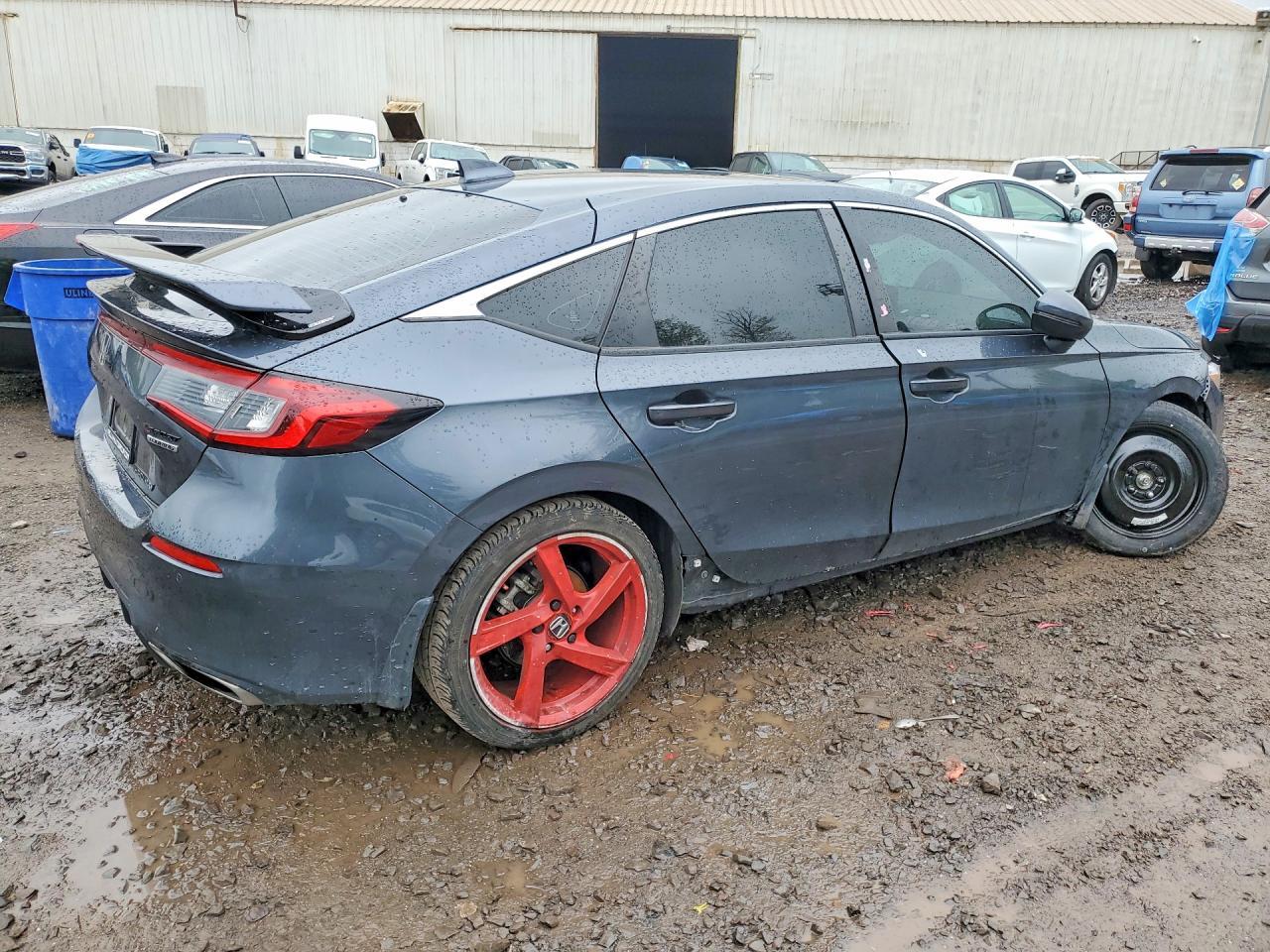 2022 Honda Civic Sport Touring - Фото 3