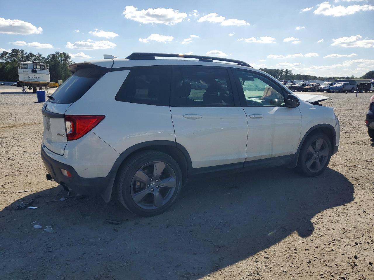 2020 Honda Passport Touring - Фото 3