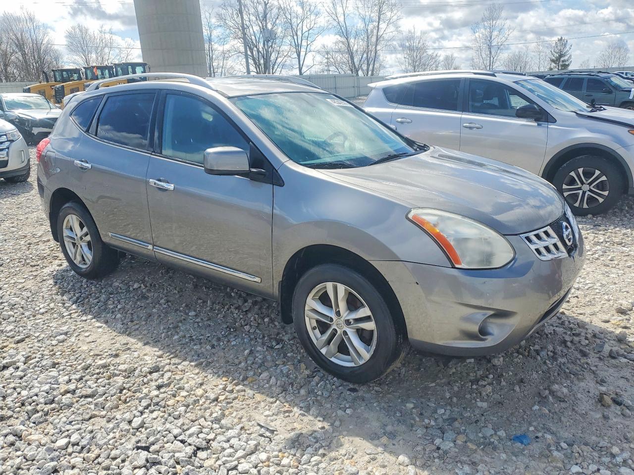 2013 Nissan Rogue S - Фото 4