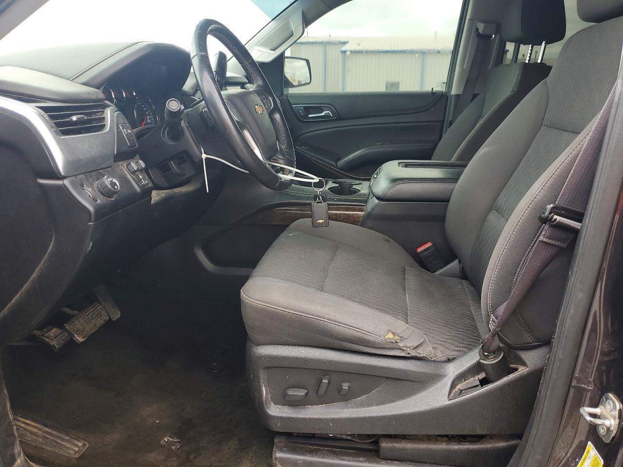 2017 Chevrolet Suburban C1500 Ls - Image 7