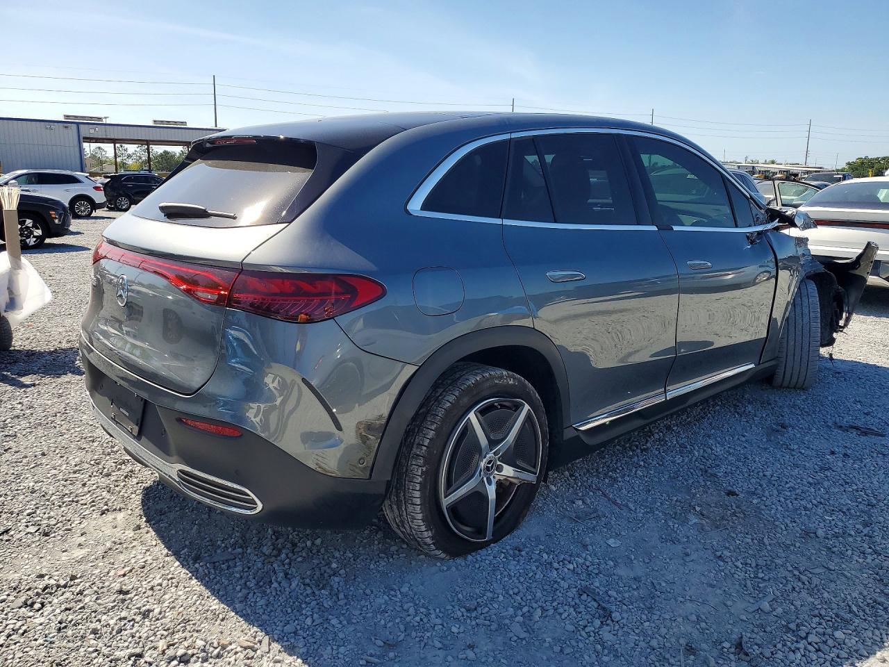 2023 Mercedes-Benz Eqe Suv 350+ - Image 3