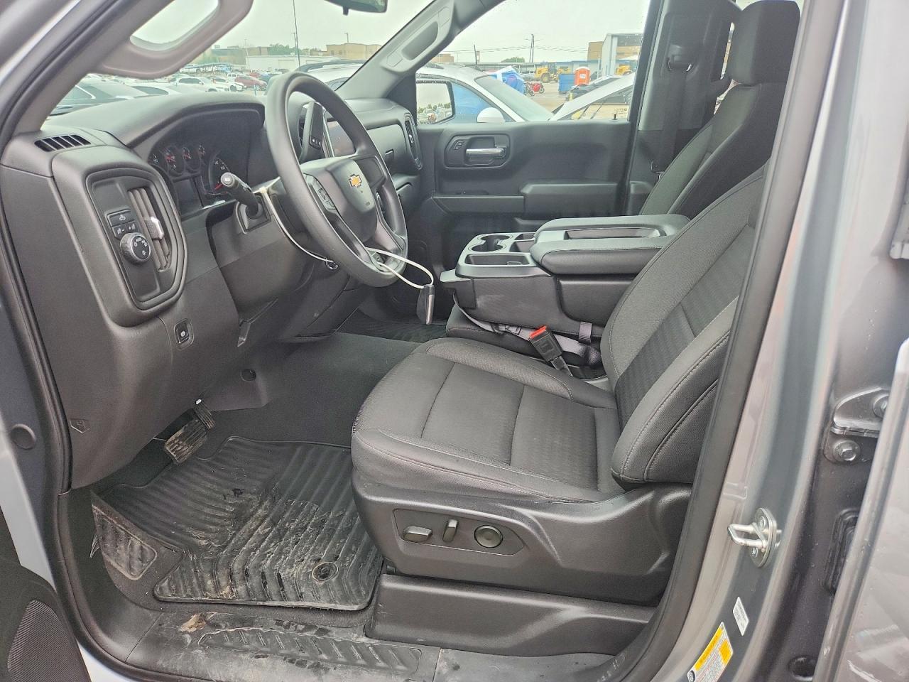 2024 Chevrolet Silverado C1500 Custom - Фото 7