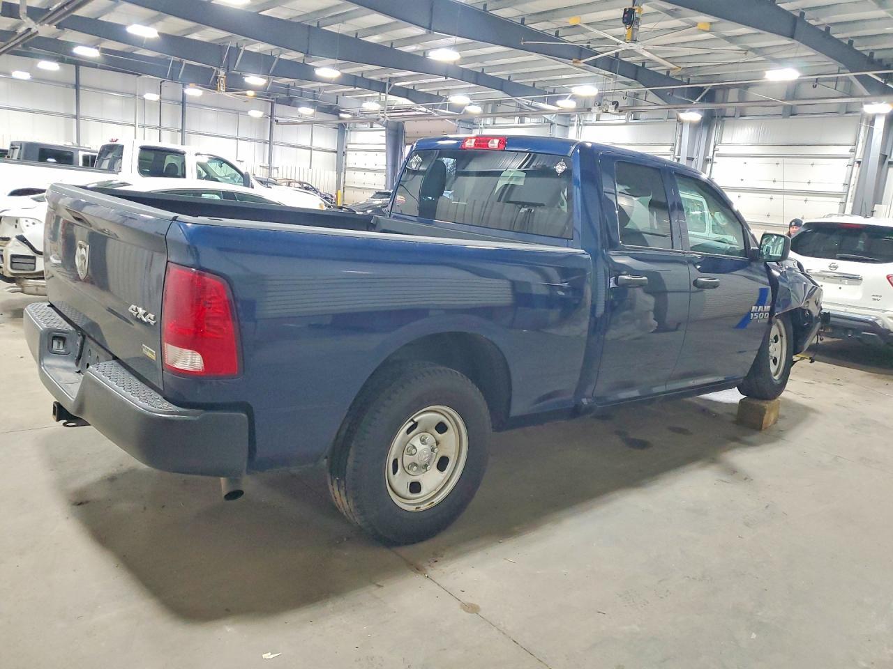 2019 Ram 1500 Classic Tradesman - Image 3