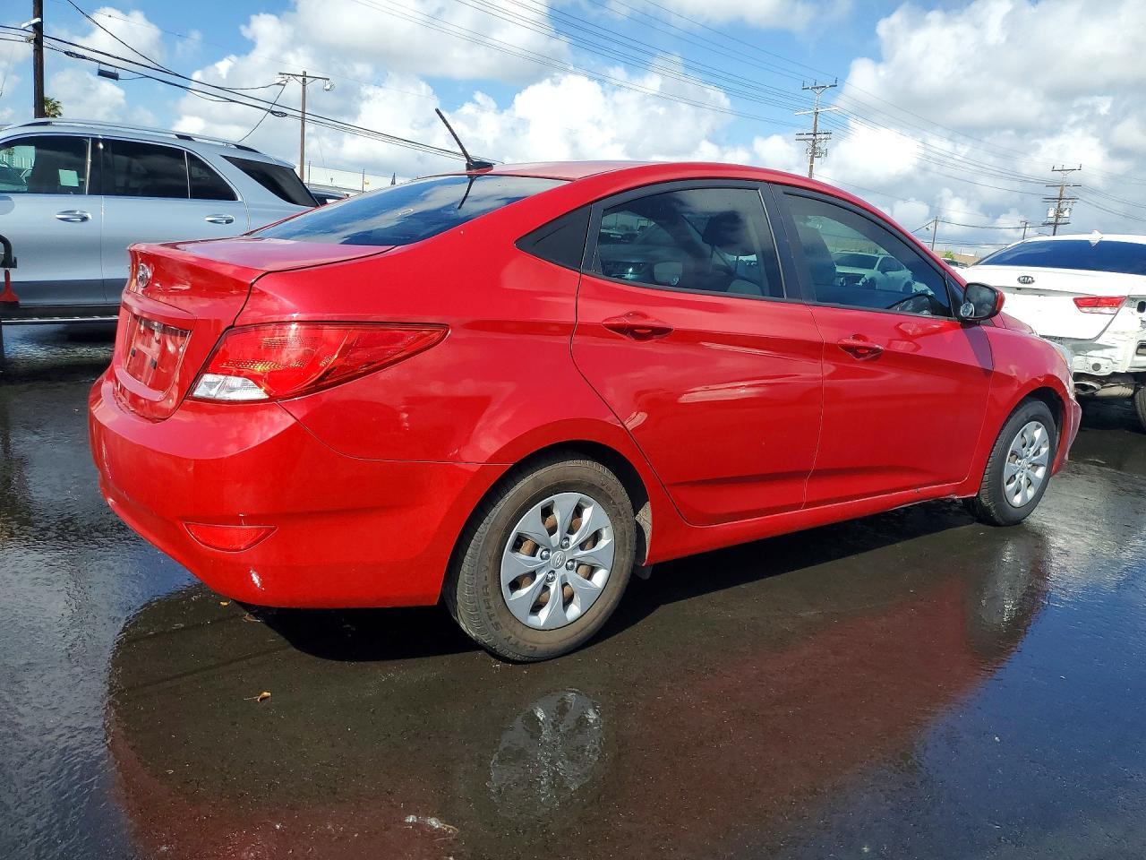 2016 Hyundai Accent Se - Фото 3