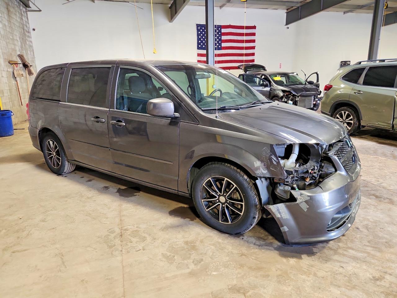 2015 Dodge Grand Caravan Sxt - Фото 4