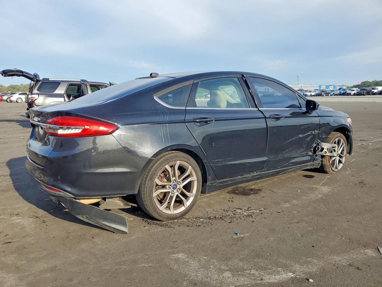 2017 Ford Fusion S - Фото 3