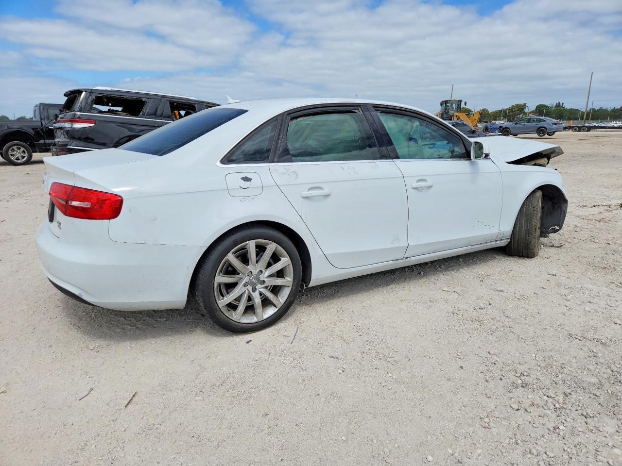 2013 Audi A4 Premium Plus - Фото 3
