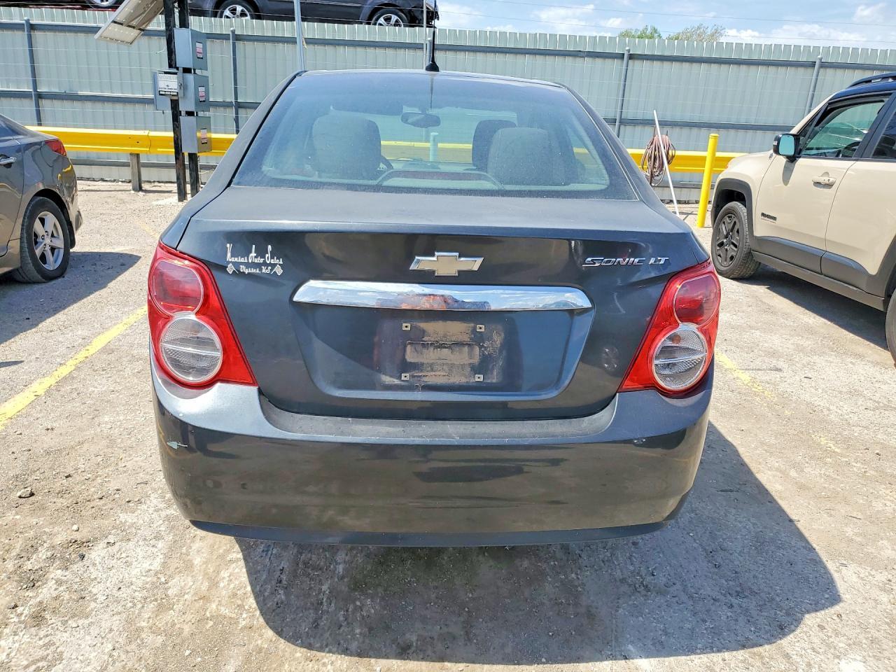 2014 Chevrolet Sonic Lt - Фото 6
