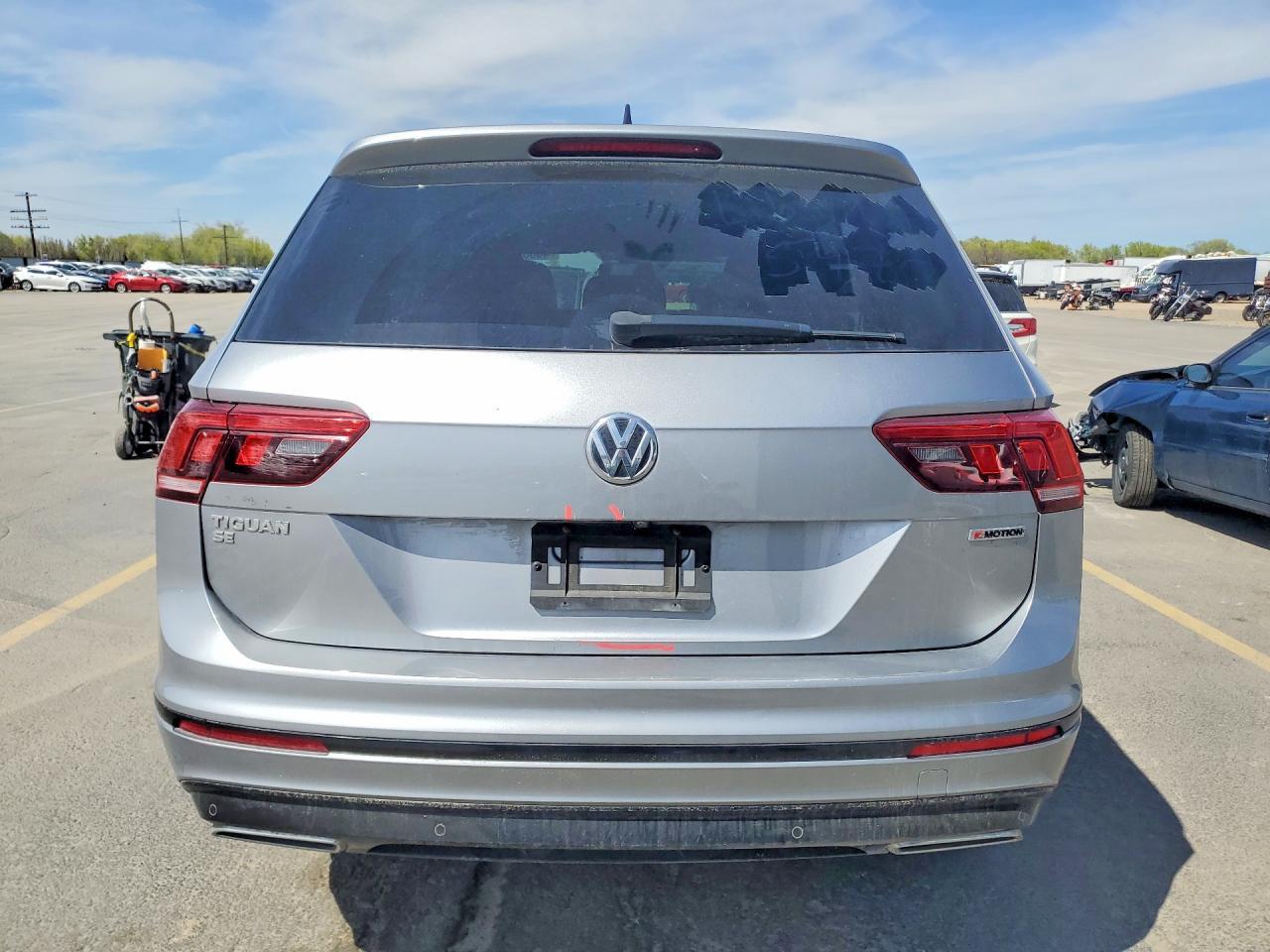 2020 Volkswagen Tiguan Se - Фото 6