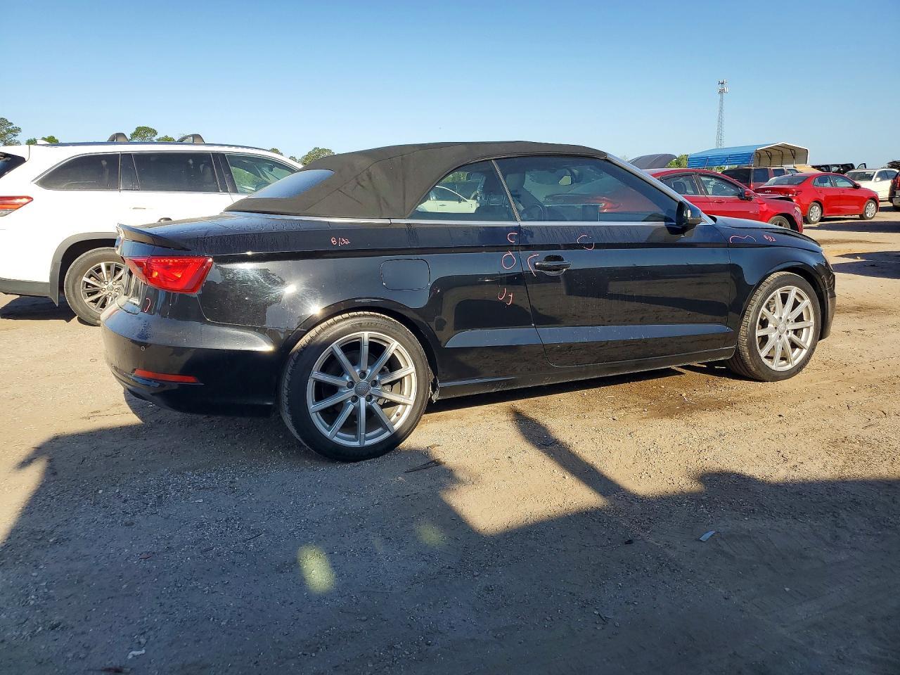 2016 Audi A3 Premium - Фото 3