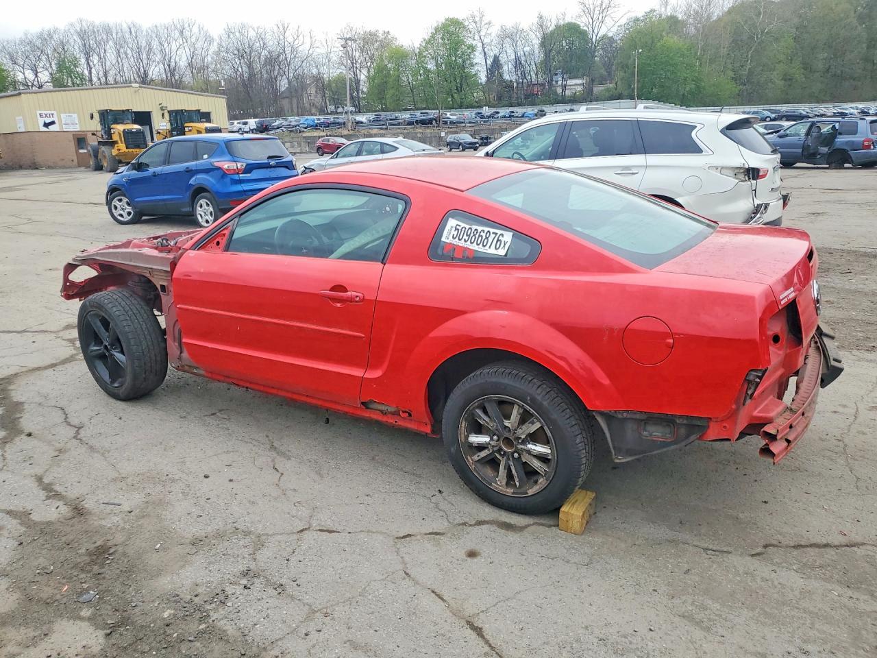 2008 Ford Mustang - Фото 2