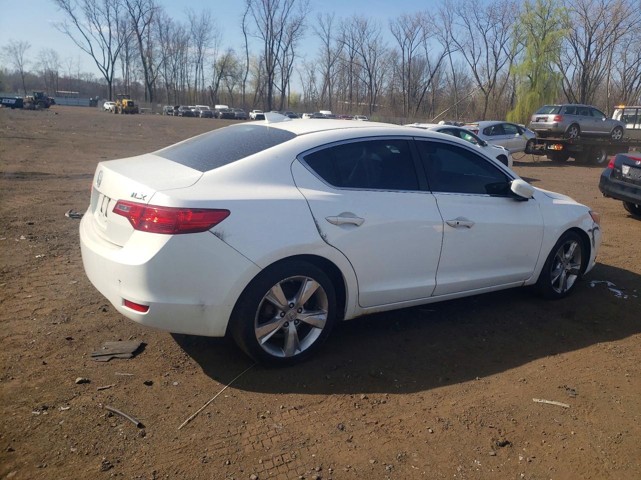 2013 Acura Ilx 20 Premium - Фото 3