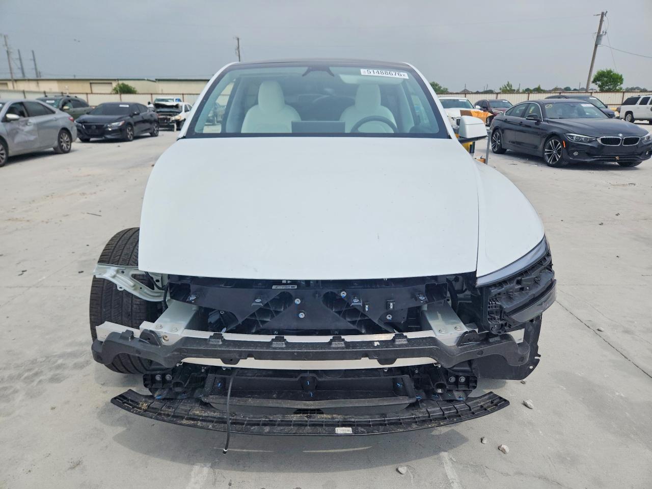 2026 Tesla Model Y - Image 5