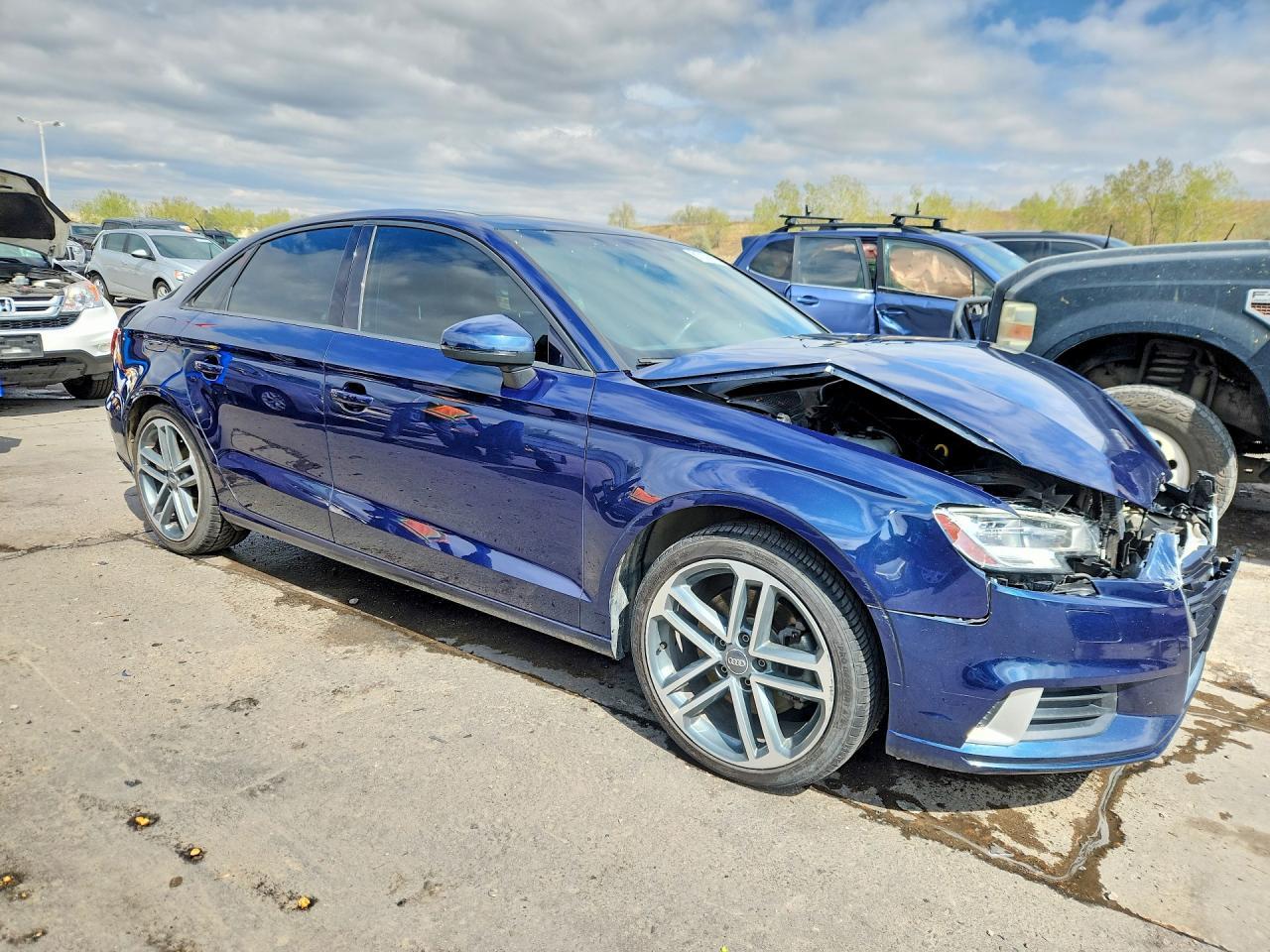 2018 Audi A3 Premium - Фото 4