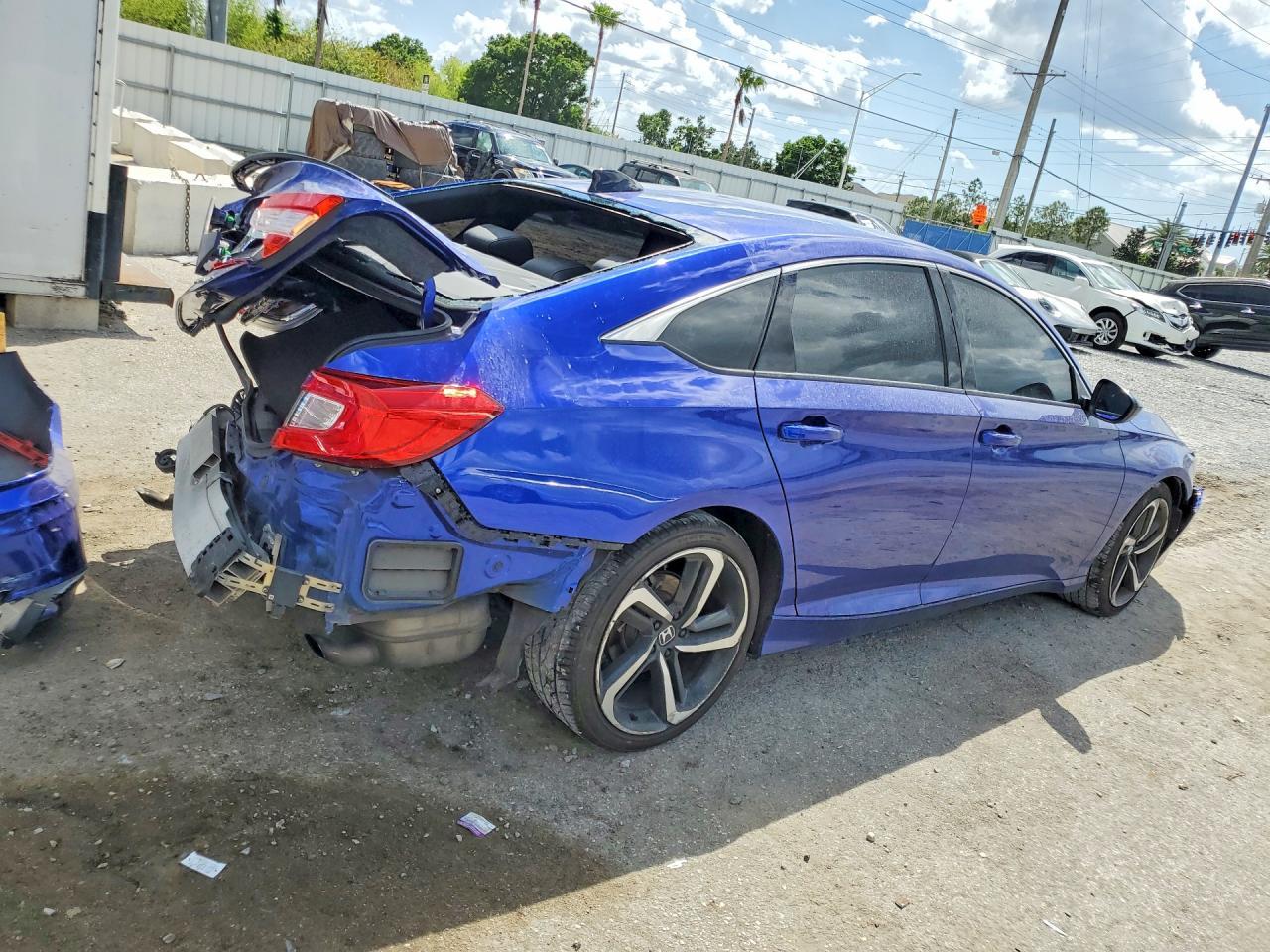 2022 Honda Accord Sport - Image 3
