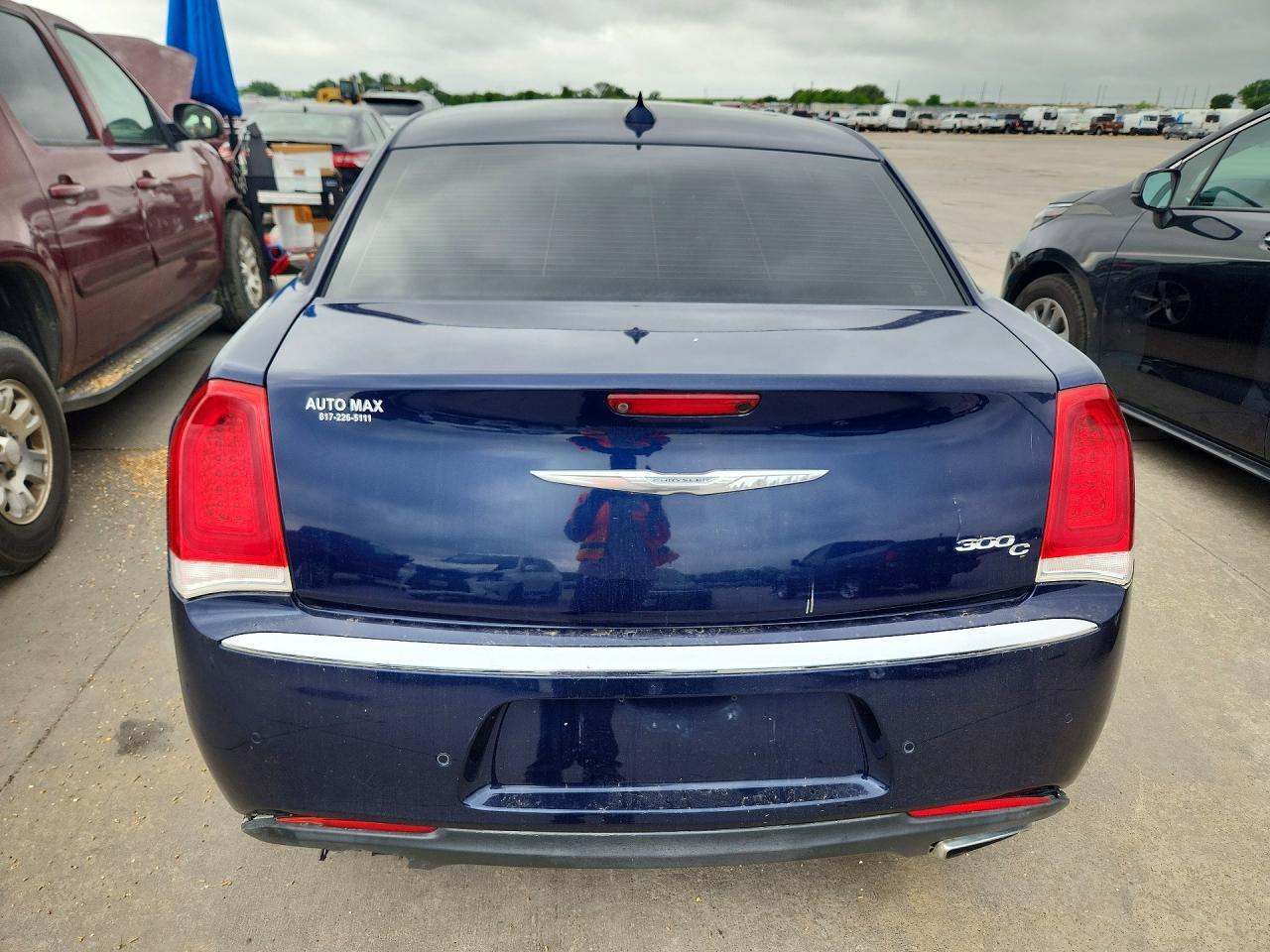 2017 Chrysler 300C - Фото 6