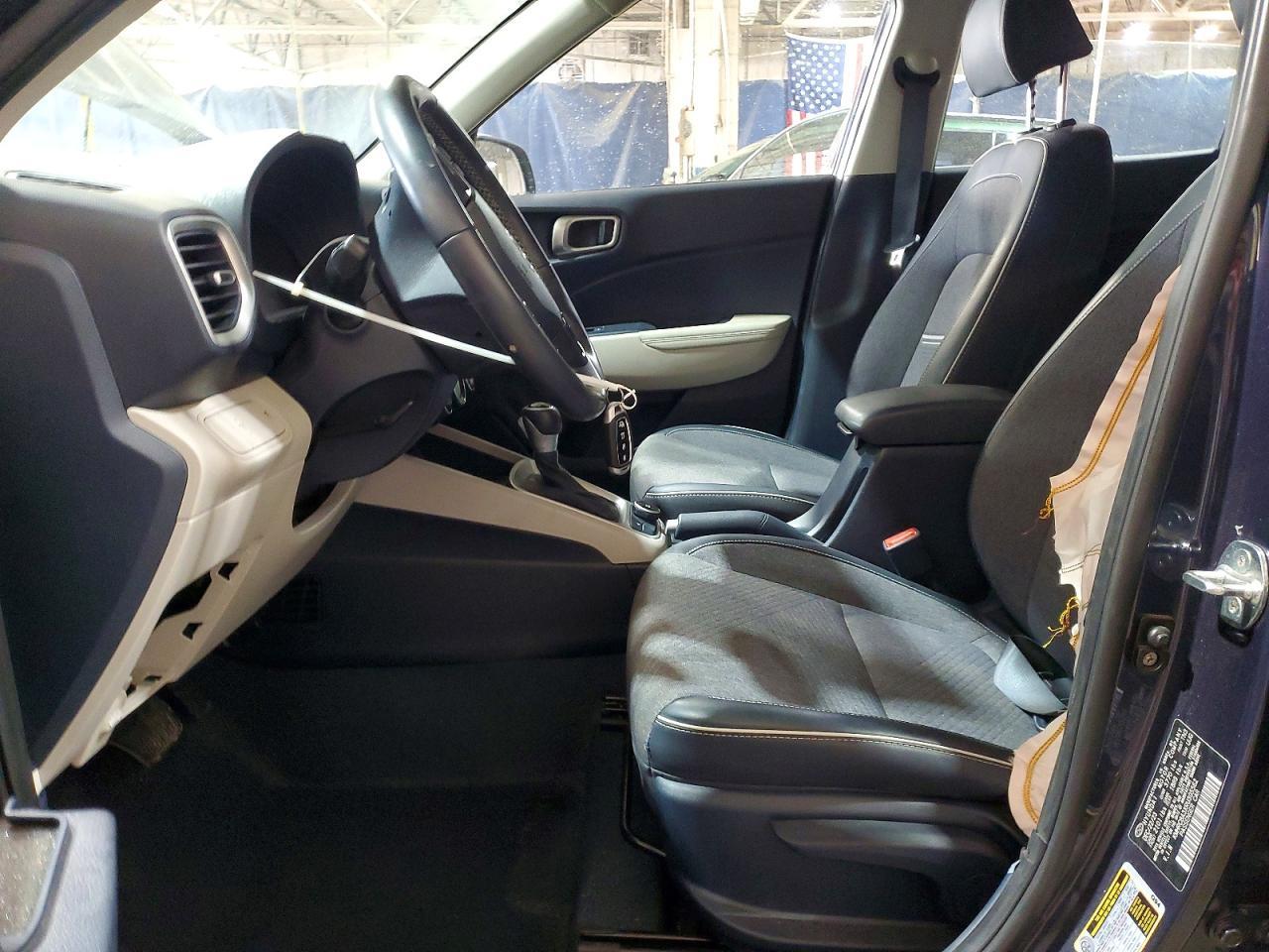 2024 Hyundai Venue Limited - Фото 7
