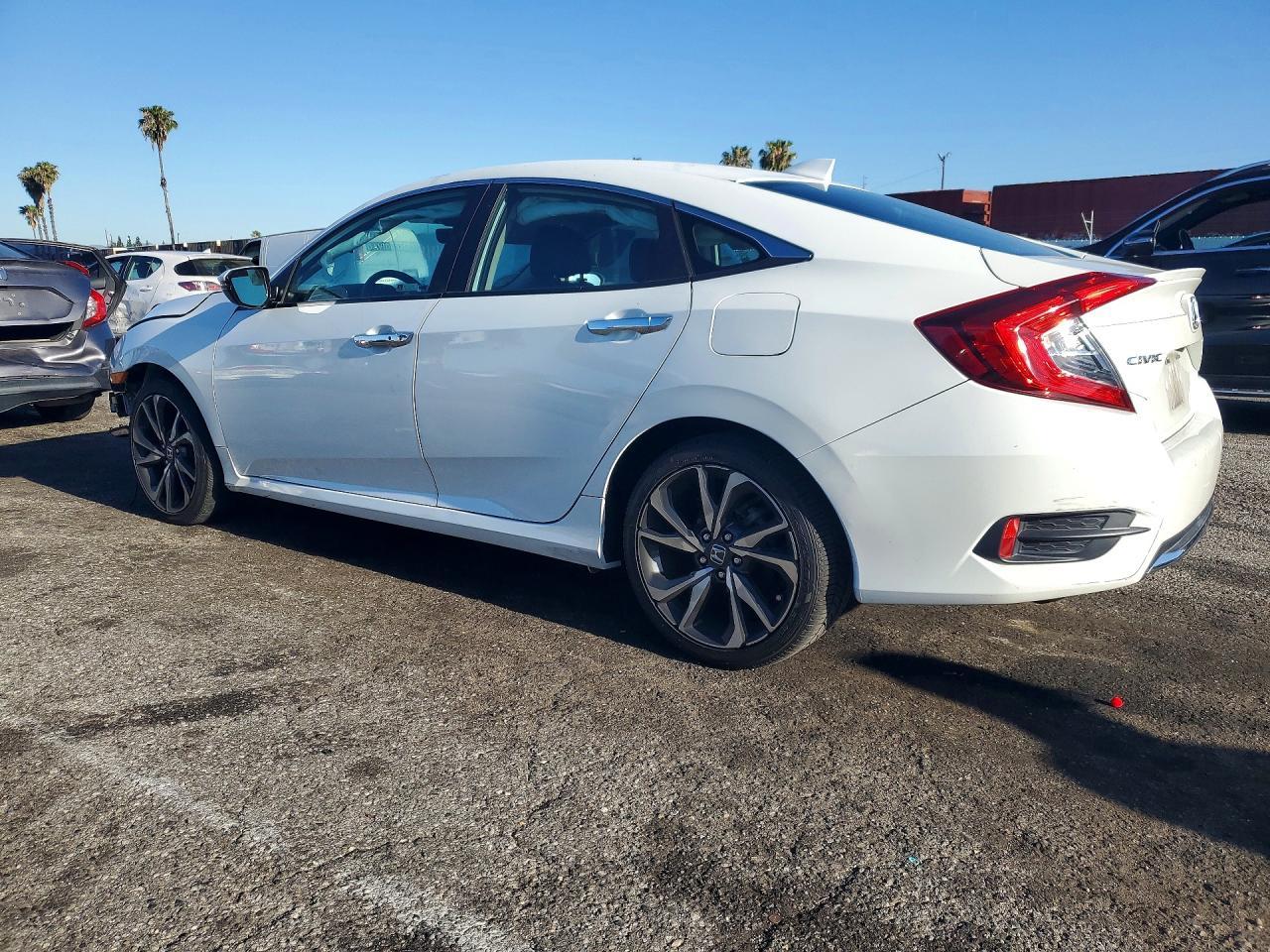 2020 Honda Civic Touring - Фото 2