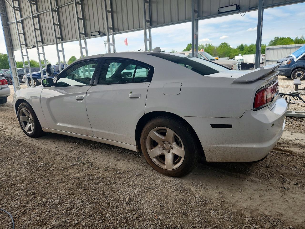 2013 Dodge Charger Police - Image 2