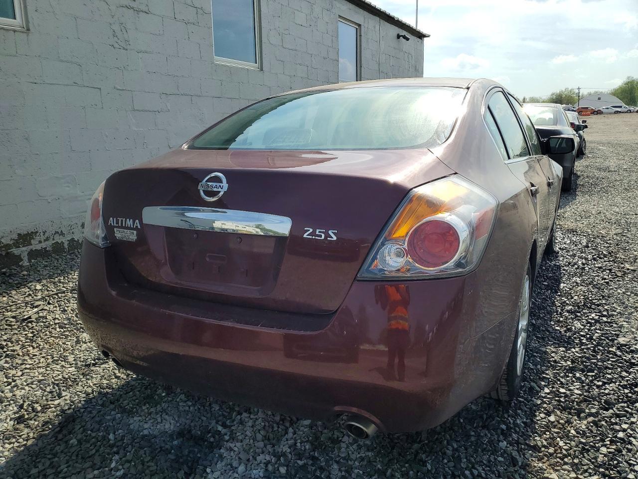 2011 Nissan Altima 2.5 - Фото 6