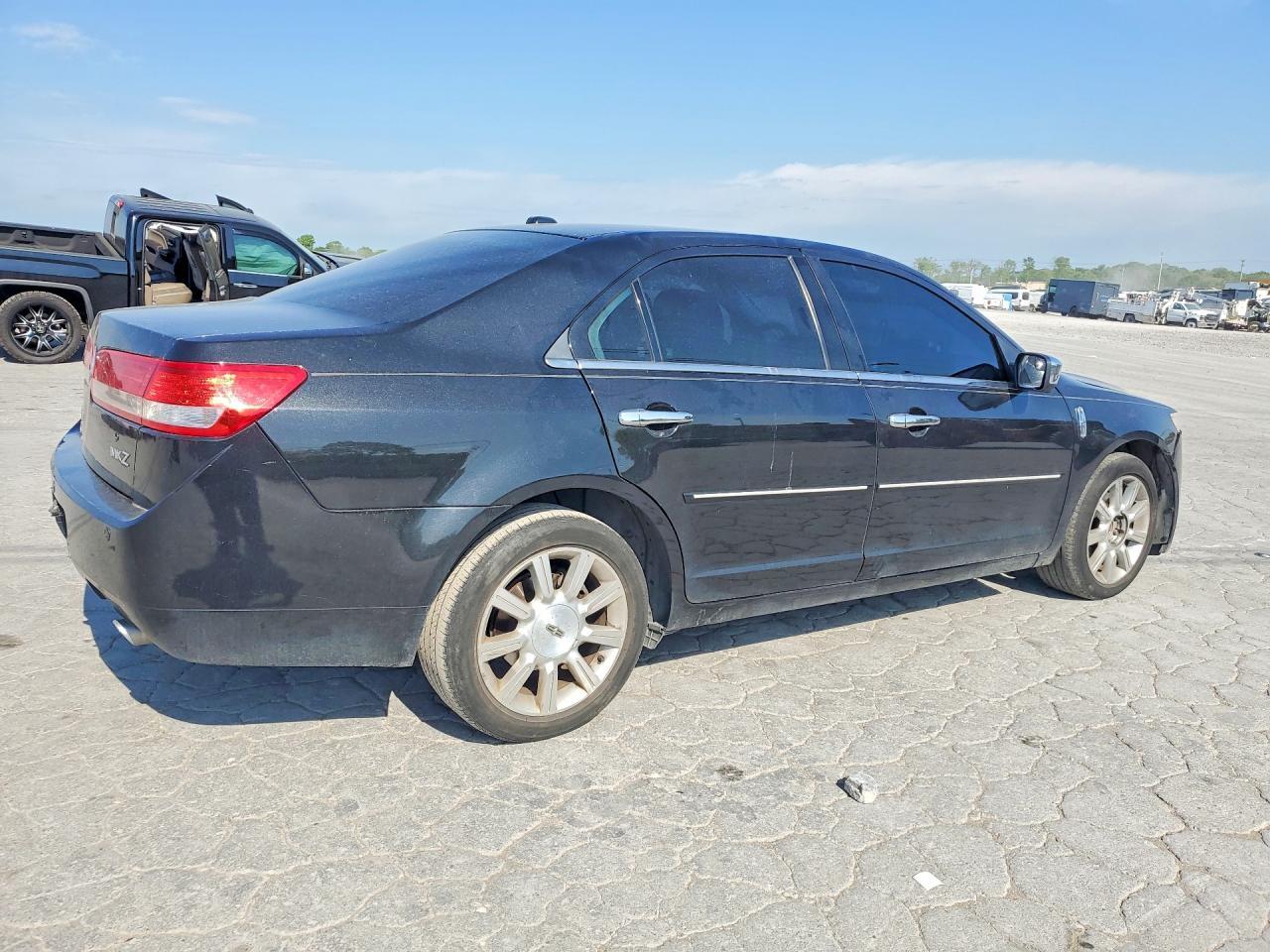2011 Lincoln Mkz - Фото 3