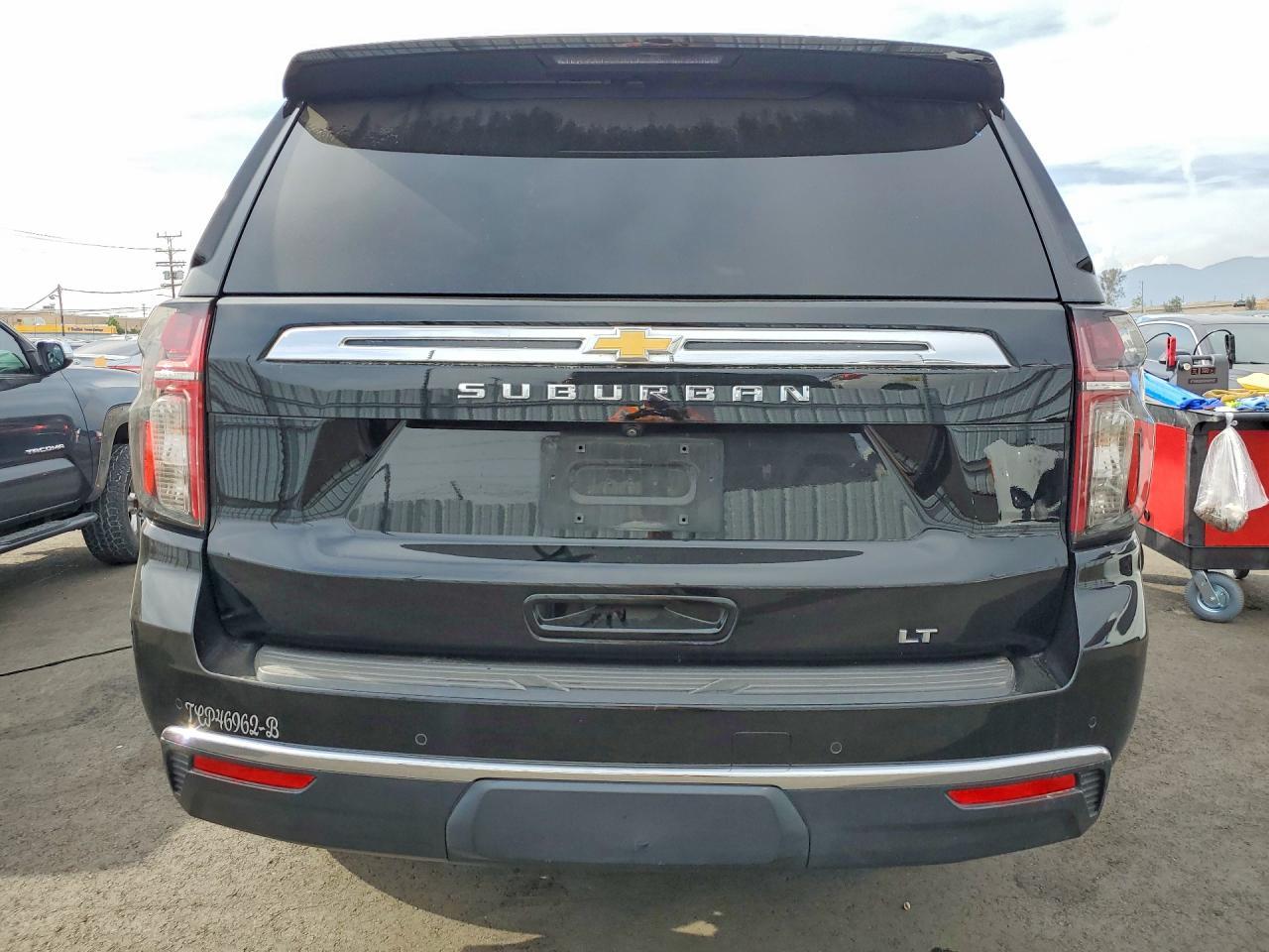 2021 Chevrolet Suburban C1500 Lt - Фото 6