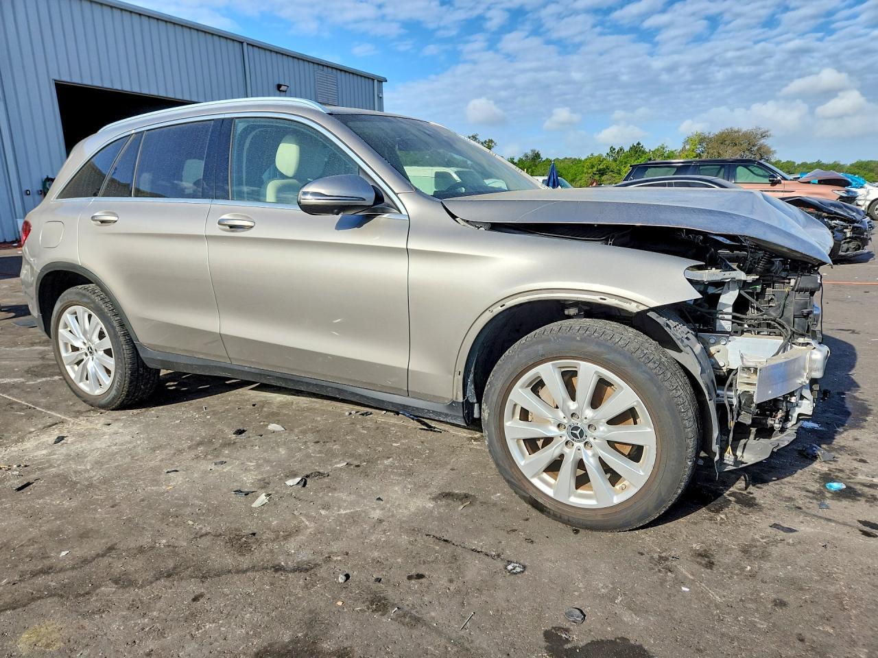 2021 Mercedes-Benz Glc 300 - Image 4