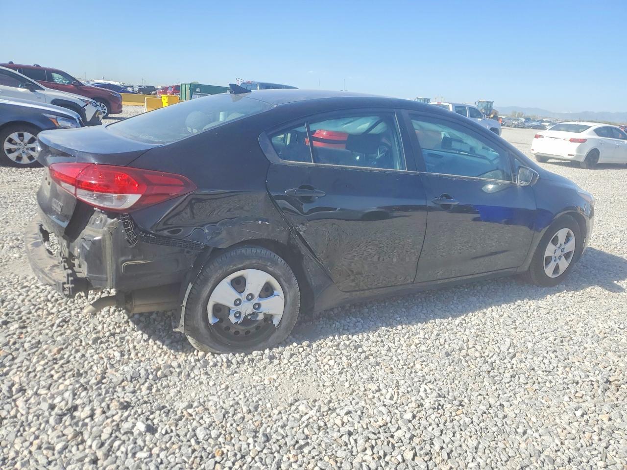 2018 Kia Forte Lx - Image 3