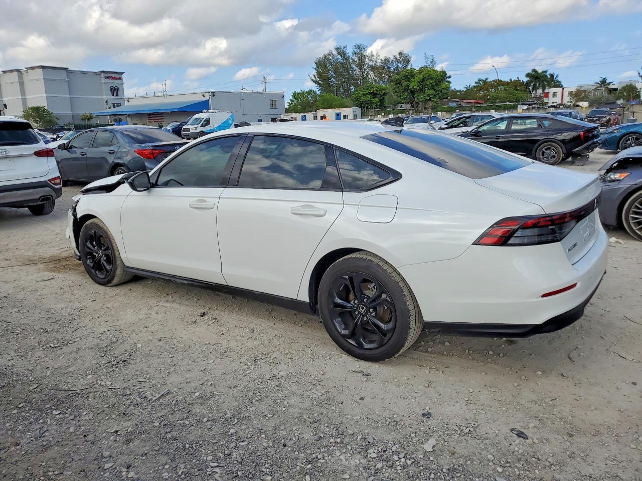 2025 Honda Accord Se - Image 2