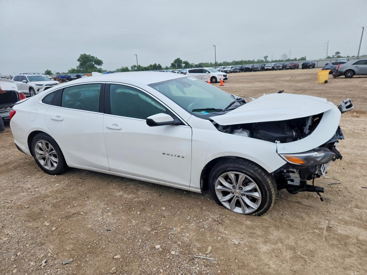 2025 Chevrolet Malibu Lt - Фото 4