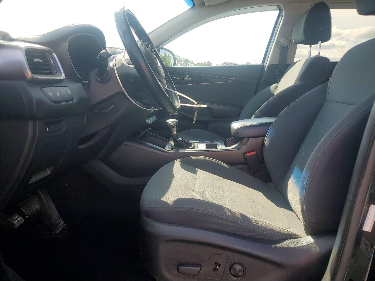 2019 Kia Sorento S V6 - Фото 7