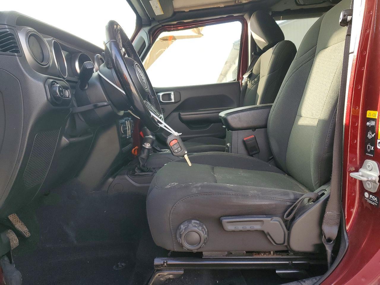 2021 Jeep Gladiator Sport - Фото 7