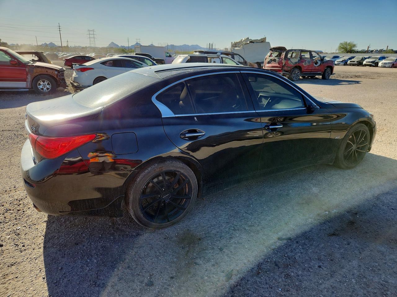 2017 Infiniti Q50 3.0T Signature Edition - Фото 3