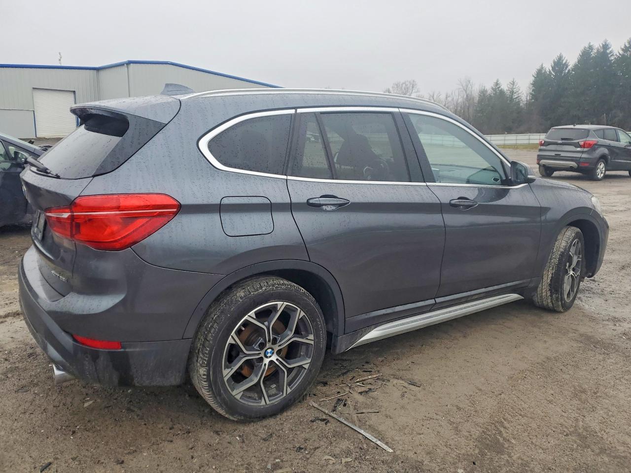 2020 BMW X1 xDrive28I - Фото 3