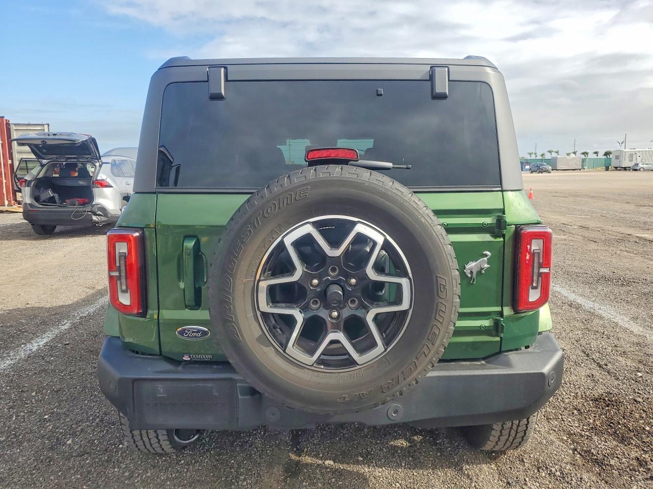 2024 Ford Bronco Outer Banks - Image 6