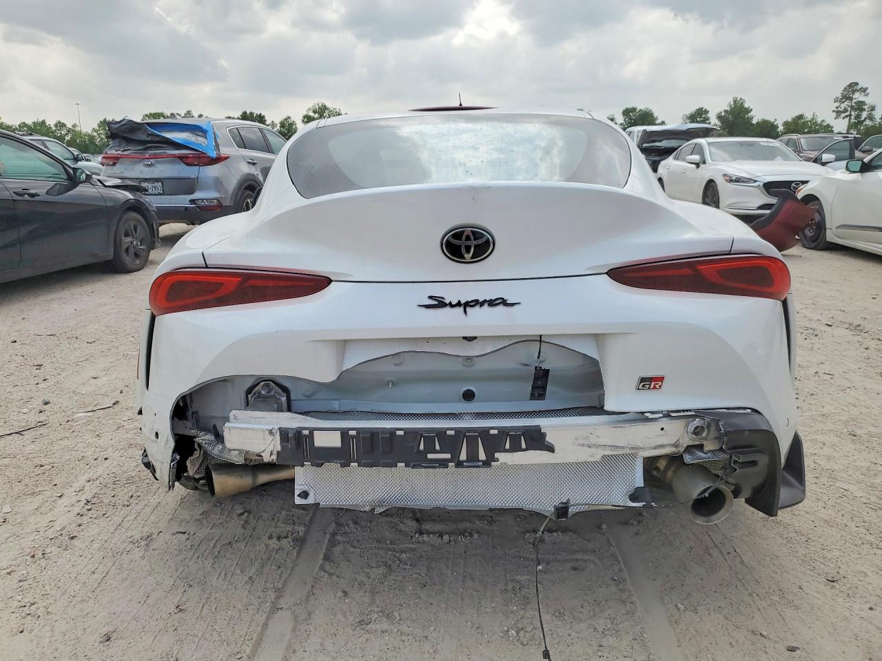 2022 Toyota Gr Supra 3.0 Premium - Image 6
