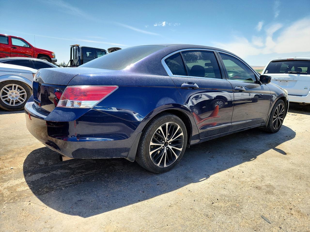 2010 Honda Accord Lx - Image 3